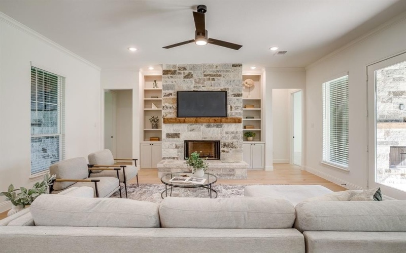 168 Oak Grove Way, Springtown, TX 76082, 3 Bedrooms Bedrooms, ,2 BathroomsBathrooms,Residential,For Sale,168 Oak Grove Way,21011591