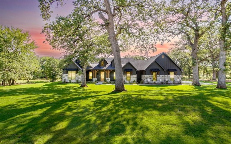 168 Oak Grove Way, Springtown, TX 76082, 3 Bedrooms Bedrooms, ,2 BathroomsBathrooms,Residential,For Sale,168 Oak Grove Way,21011591