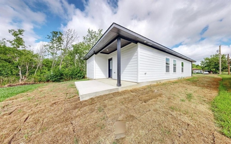 1307 E 11th Avenue, Corsicana, TX 75110, 3 Bedrooms Bedrooms, ,2 BathroomsBathrooms,Residential,For Sale,1307 E 11th Avenue,21011638