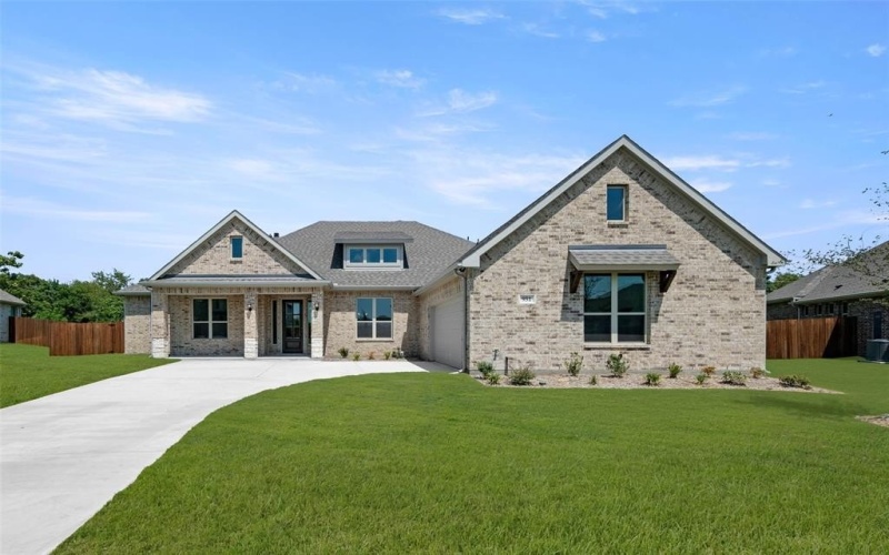 951 Anvil, DeSoto, TX 75115, 4 Bedrooms Bedrooms, ,3 BathroomsBathrooms,Residential,For Sale,951 Anvil,0,21011693