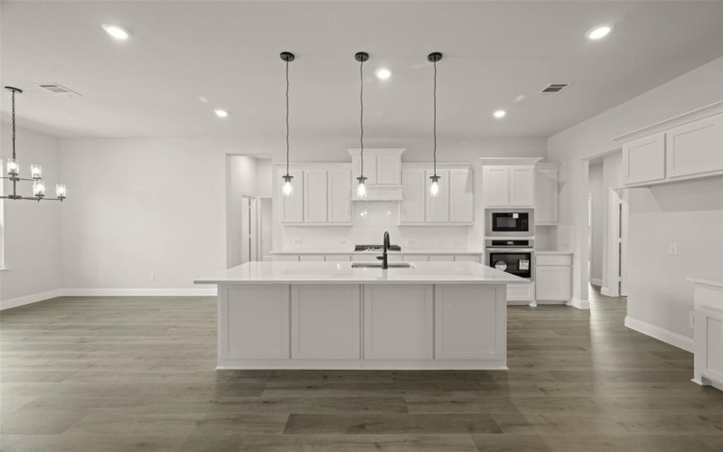 951 Anvil, DeSoto, TX 75115, 4 Bedrooms Bedrooms, ,3 BathroomsBathrooms,Residential,For Sale,951 Anvil,0,21011693