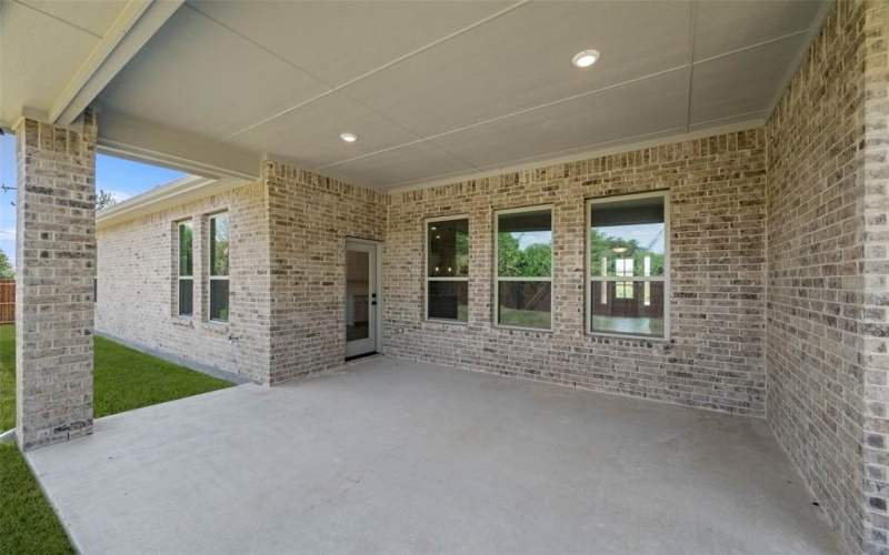 951 Anvil, DeSoto, TX 75115, 4 Bedrooms Bedrooms, ,3 BathroomsBathrooms,Residential,For Sale,951 Anvil,0,21011693
