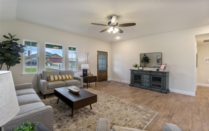 4713 Enclave Drive, Sanger, TX 76266, 3 Habitaciones Habitaciones , ,2 BañosBaños,Residential,En Venta,4713 Enclave Drive,0,21011768
