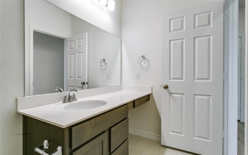 104 Northampton Drive, Justin, TX 76247, 4 Bedrooms Bedrooms, ,2 BathroomsBathrooms,Residential,For Sale,104 Northampton Drive,0,21011822