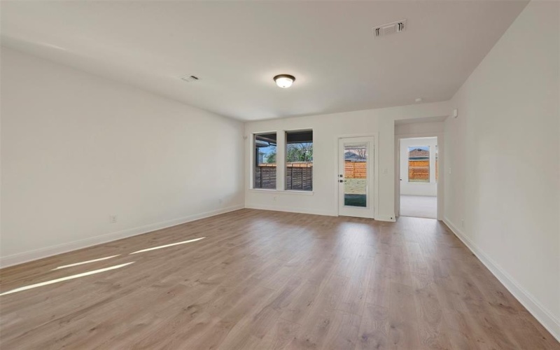 1813 Forest Wood Lane, Mesquite, TX 75181, 4 Bedrooms Bedrooms, ,2 BathroomsBathrooms,Residential,For Sale,1813 Forest Wood Lane,0,21011901