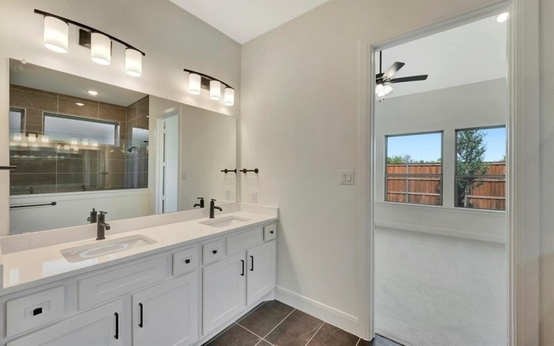 2901 Long Trail, Mansfield, TX 76063, 4 Habitaciones Habitaciones , ,3 BañosBaños,Residential,En Venta,2901 Long Trail,0,21011956