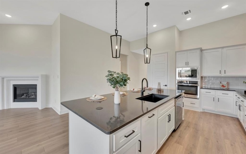 2901 Long Trail, Mansfield, TX 76063, 4 Habitaciones Habitaciones , ,3 BañosBaños,Residential,En Venta,2901 Long Trail,0,21011956