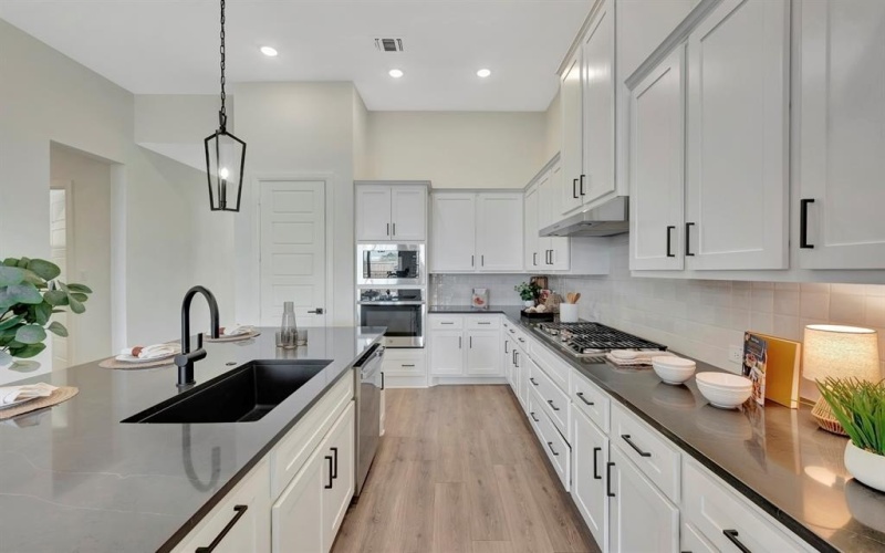 2901 Long Trail, Mansfield, TX 76063, 4 Habitaciones Habitaciones , ,3 BañosBaños,Residential,En Venta,2901 Long Trail,0,21011956