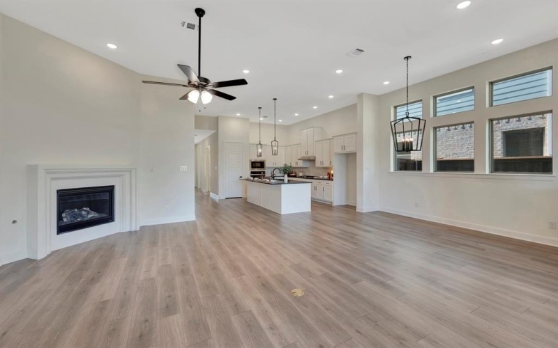 2901 Long Trail, Mansfield, TX 76063, 4 Habitaciones Habitaciones , ,3 BañosBaños,Residential,En Venta,2901 Long Trail,0,21011956