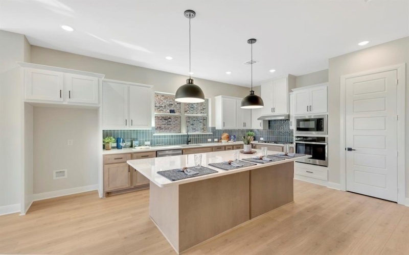 2811 Long Trail, Mansfield, TX 76063, 4 Habitaciones Habitaciones , ,5 BañosBaños,Residential,En Venta,2811 Long Trail,0,21011979