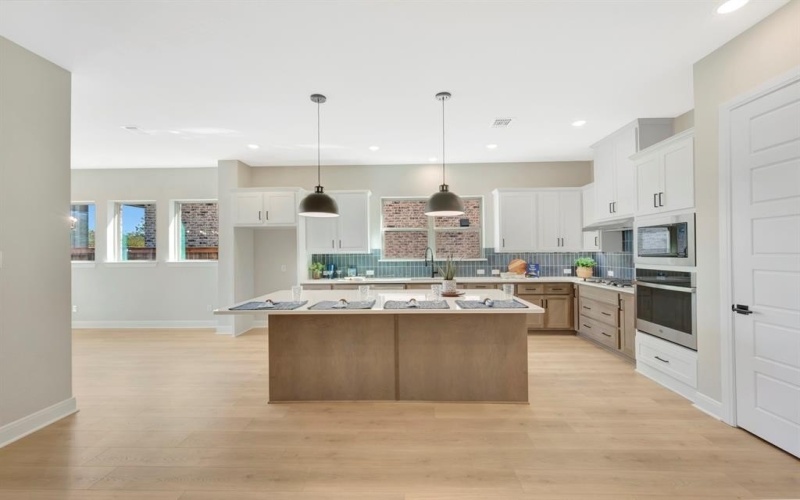 2811 Long Trail, Mansfield, TX 76063, 4 Habitaciones Habitaciones , ,5 BañosBaños,Residential,En Venta,2811 Long Trail,0,21011979