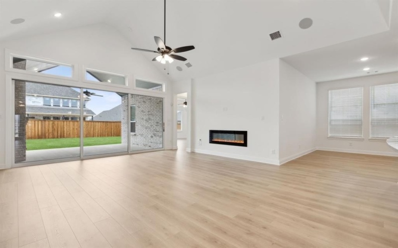 329 Bay Laurel Road, McKinney, TX 75071, 4 Bedrooms Bedrooms, ,3 BathroomsBathrooms,Residential,For Sale,329 Bay Laurel Road,21012161