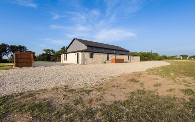 4251 Refuge Road, Sherman, TX 75092, 5 Bedrooms Bedrooms, ,2 BathroomsBathrooms,Residential,For Sale,4251 Refuge Road,21012219