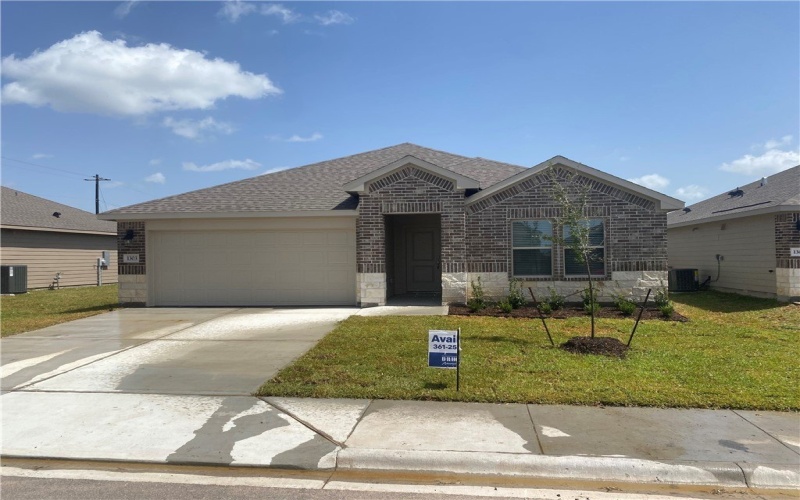 1303 MAVERICK Road, Sinton, TX 78387, 4 Bedrooms Bedrooms, ,2 BathroomsBathrooms,Residential,For Sale,1303 MAVERICK Road,462508