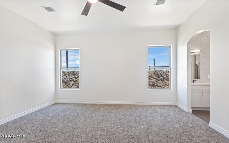 13924 Paseo Honor Court, Horizon City, TX 79928, 3 Bedrooms Bedrooms, ,2 BathroomsBathrooms,Residential,For Sale,13924 Paseo Honor Court,927088