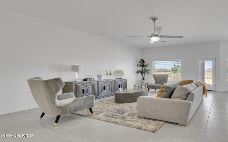 3860 Perspective Avenue, El Paso, TX 79938, 3 Habitaciones Habitaciones , ,2 BañosBaños,Residential,En Venta,3860 Perspective Avenue,927109