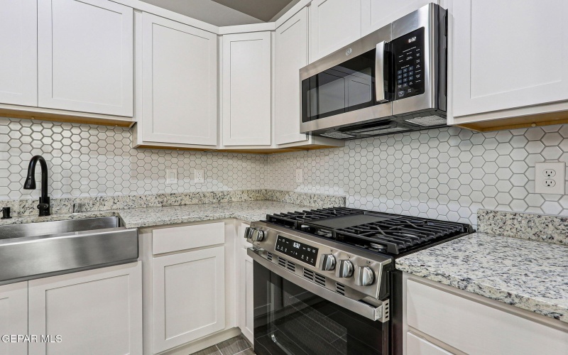 1153 marquitos Avenue, Anthony, NM 88021, 3 Bedrooms Bedrooms, ,2 BathroomsBathrooms,Residential,For Sale,1153 marquitos Avenue,927124