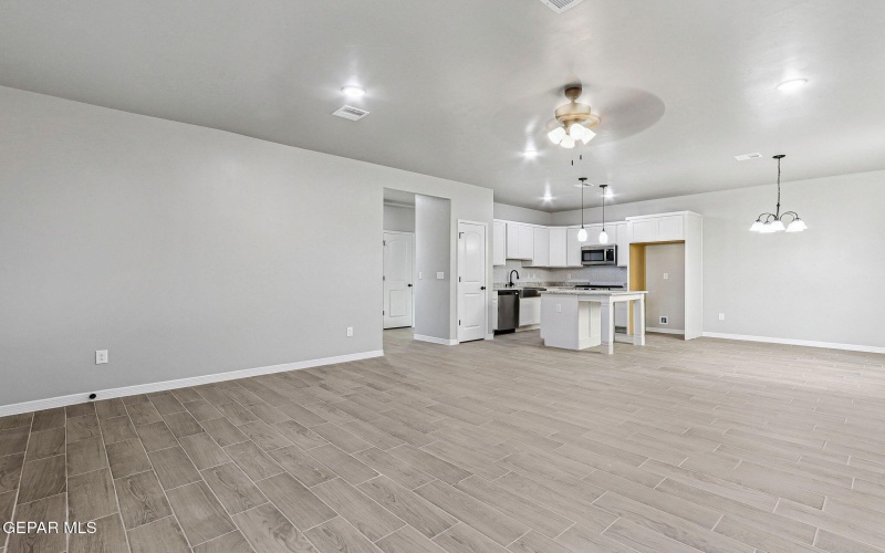 1153 marquitos Avenue, Anthony, NM 88021, 3 Bedrooms Bedrooms, ,2 BathroomsBathrooms,Residential,For Sale,1153 marquitos Avenue,927124