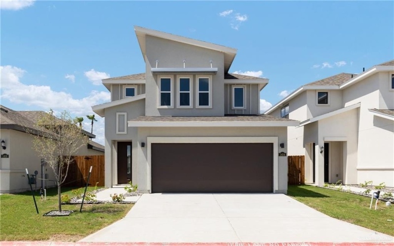 1404 Zurich Avenue, McAllen, TX 78504, 3 Bedrooms Bedrooms, ,2 BathroomsBathrooms,Residential,For Sale,1404 Zurich Avenue,476803