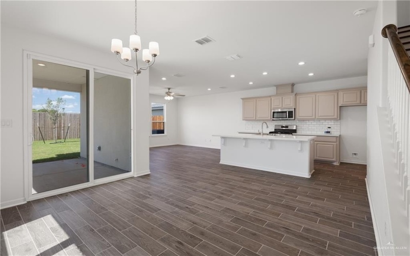 1400 Zurich Avenue, McAllen, TX 78504, 3 Bedrooms Bedrooms, ,2 BathroomsBathrooms,Residential,For Sale,1400 Zurich Avenue,476830