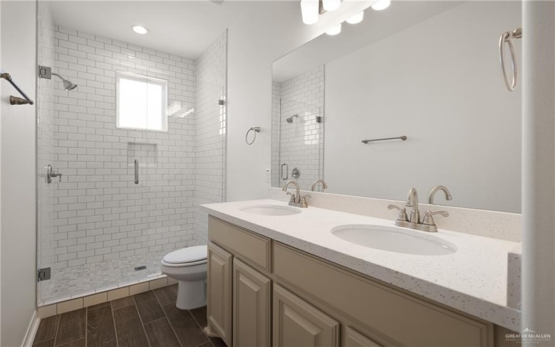 1400 Zurich Avenue, McAllen, TX 78504, 3 Bedrooms Bedrooms, ,2 BathroomsBathrooms,Residential,For Sale,1400 Zurich Avenue,476830