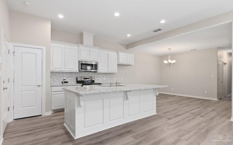 1340 Zurich Avenue, McAllen, TX 78504, 3 Bedrooms Bedrooms, ,2 BathroomsBathrooms,Residential,For Sale,1340 Zurich Avenue,476840