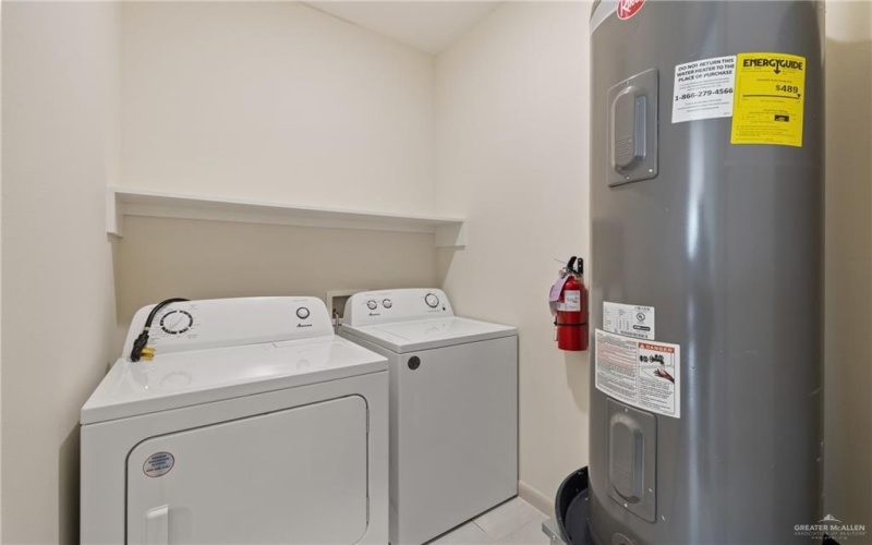 1906 W Violet Drive, Pharr, TX 78577, ,Residential Multi Family,For Sale,1906 W Violet Drive,476896