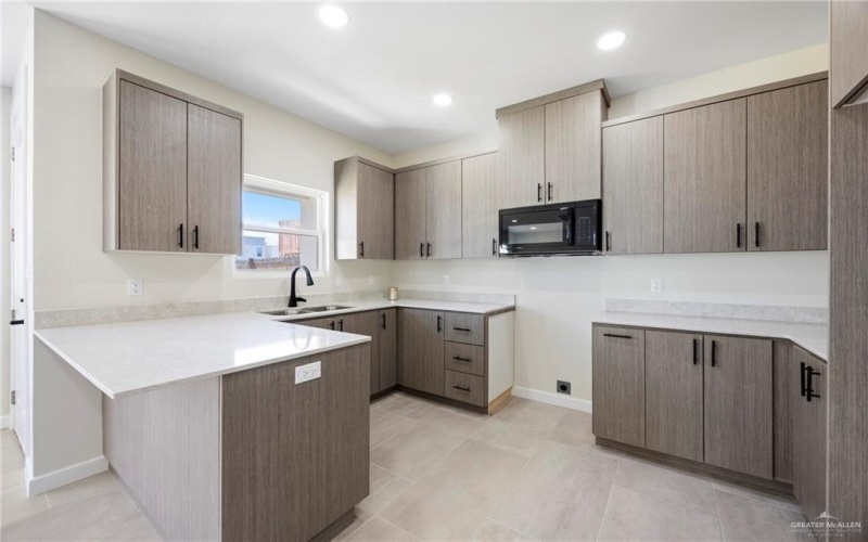 2205 Dorado Drive, Mission, TX 78573, 3 Habitaciones Habitaciones , ,2 BañosBaños,Residential,En Venta,2205 Dorado Drive,476921