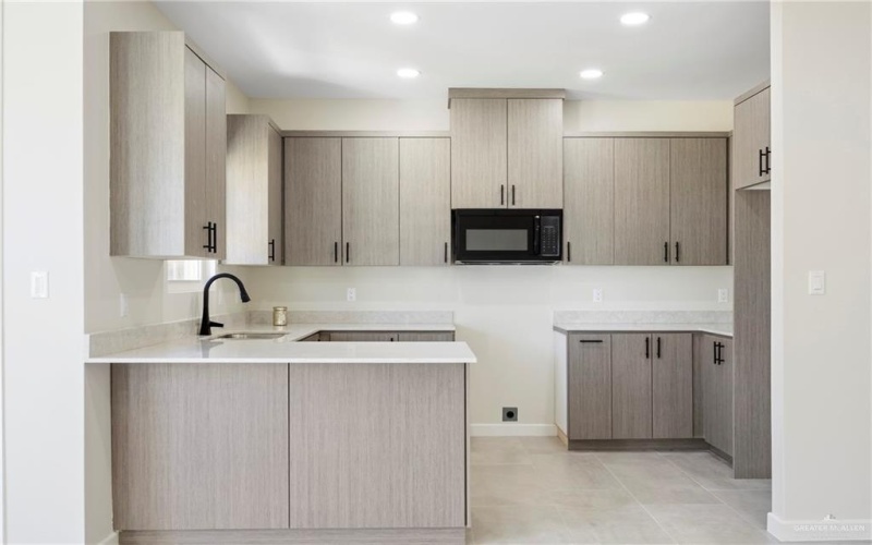 2205 Dorado Drive, Mission, TX 78573, 3 Habitaciones Habitaciones , ,2 BañosBaños,Residential,En Venta,2205 Dorado Drive,476921