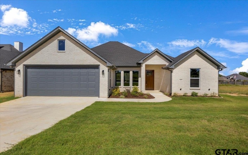 230 Sides Blvd, Bullard, TX 75757, 3 Bedrooms Bedrooms, ,2 BathroomsBathrooms,Residential,For Sale,230 Sides Blvd,25011327