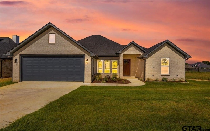 230 Sides Blvd, Bullard, TX 75757, 3 Bedrooms Bedrooms, ,2 BathroomsBathrooms,Residential,For Sale,230 Sides Blvd,25011327