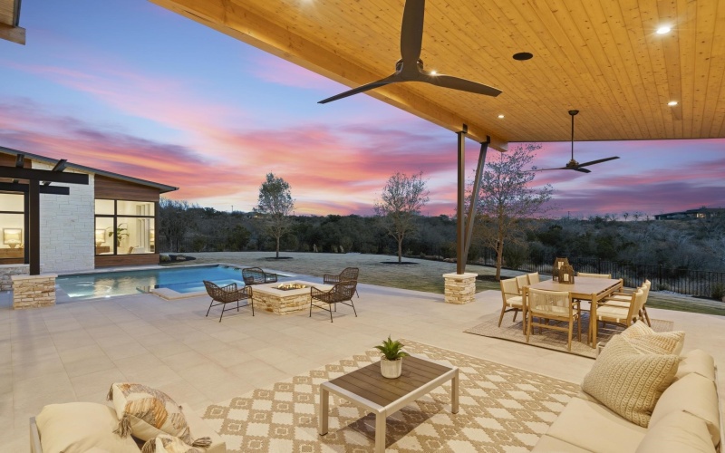 1047 Overlook Pkwy Parkway, Horseshoe Bay, TX 78657, 4 Bedrooms Bedrooms, ,5 BathroomsBathrooms,Residential,For Sale,1047 Overlook Pkwy Parkway,174414
