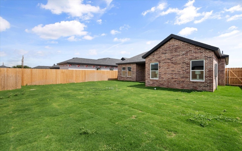 6910 14th Street, Lubbock, TX 79416, 3 Bedrooms Bedrooms, ,2 BathroomsBathrooms,Residential,For Sale,6910 14th Street,202558286
