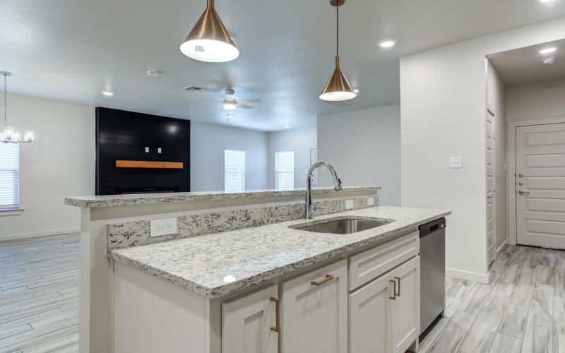 7037-7043 40th Street, Lubbock, TX 79424, 11 Habitaciones Habitaciones , ,8 BañosBaños,Residential,En Venta,7037-7043 40th Street,0,202558305