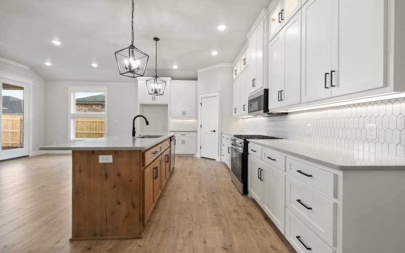 2815 133rd Street, Lubbock, TX 79423, 5 Bedrooms Bedrooms, ,3 BathroomsBathrooms,Residential,For Sale,2815 133rd Street,202558323