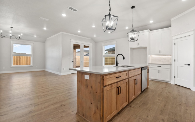 2815 133rd Street, Lubbock, TX 79423, 5 Bedrooms Bedrooms, ,3 BathroomsBathrooms,Residential,For Sale,2815 133rd Street,202558323