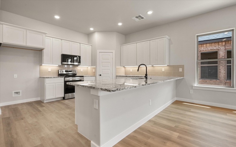 2303 133rd Street, Lubbock, TX 79423, 3 Habitaciones Habitaciones , ,2 BañosBaños,Residential,En Venta,2303 133rd Street,0,202558326