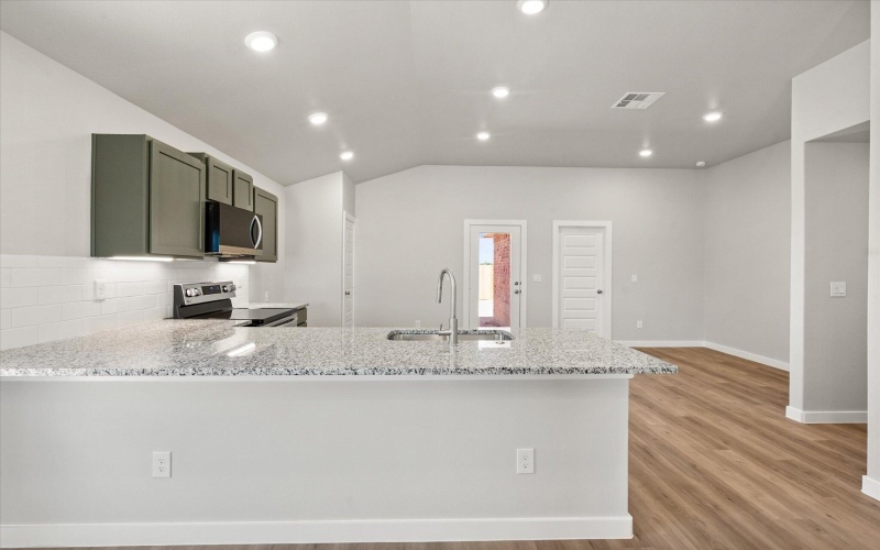 2306 133rd Street, Lubbock, TX 79423, 3 Bedrooms Bedrooms, ,2 BathroomsBathrooms,Residential,For Sale,2306 133rd Street,0,202558328