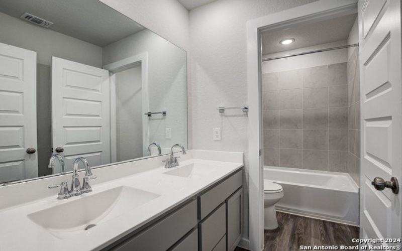 2563 RAMBO DRIVE, San Antonio, TX 78224, 4 Bedrooms Bedrooms, ,2 BathroomsBathrooms,Residential,For Sale,2563 RAMBO DRIVE,1809888