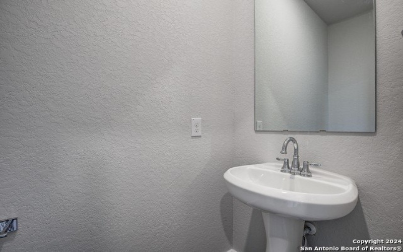 2563 RAMBO DRIVE, San Antonio, TX 78224, 4 Bedrooms Bedrooms, ,2 BathroomsBathrooms,Residential,For Sale,2563 RAMBO DRIVE,1809888