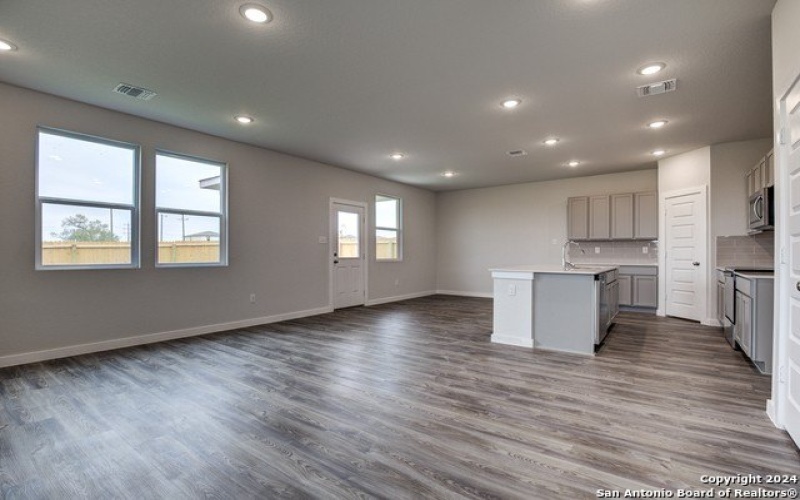 2563 RAMBO DRIVE, San Antonio, TX 78224, 4 Bedrooms Bedrooms, ,2 BathroomsBathrooms,Residential,For Sale,2563 RAMBO DRIVE,1809888
