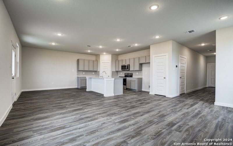 2563 RAMBO DRIVE, San Antonio, TX 78224, 4 Bedrooms Bedrooms, ,2 BathroomsBathrooms,Residential,For Sale,2563 RAMBO DRIVE,1809888