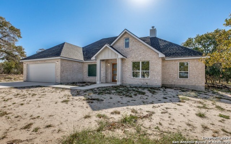 70 nine patch, Poteet, TX 78065, 4 Habitaciones Habitaciones , ,2 BañosBaños,Residential,En Venta,70 nine patch,1826418