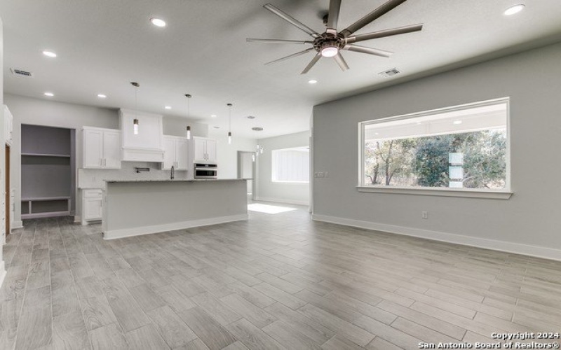 70 nine patch, Poteet, TX 78065, 4 Habitaciones Habitaciones , ,2 BañosBaños,Residential,En Venta,70 nine patch,1826418
