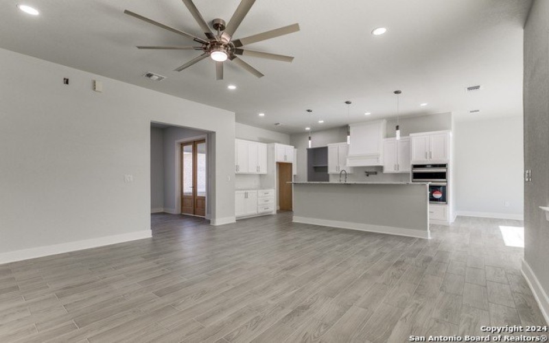 70 nine patch, Poteet, TX 78065, 4 Habitaciones Habitaciones , ,2 BañosBaños,Residential,En Venta,70 nine patch,1826418
