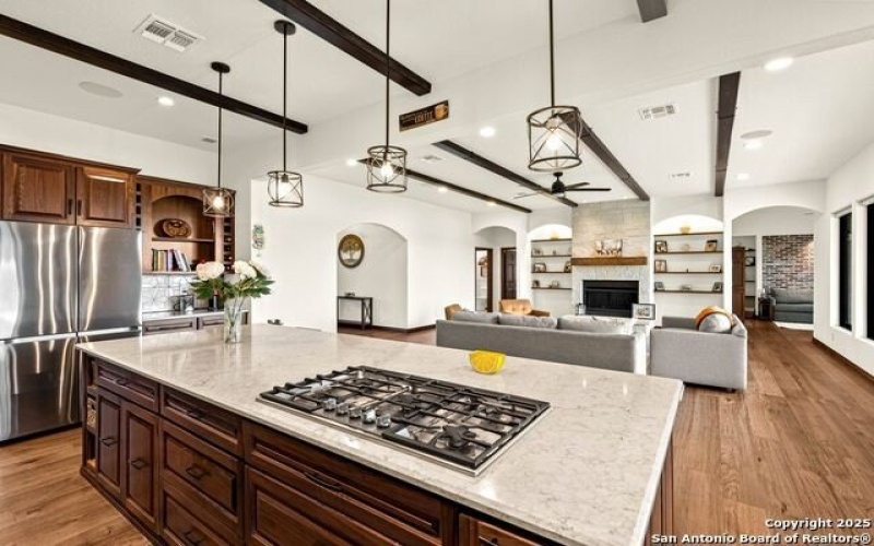 120 Western Way, Adkins, TX 78101, 4 Habitaciones Habitaciones , ,3 BañosBaños,Residential,En Venta,120 Western Way,0,1887128