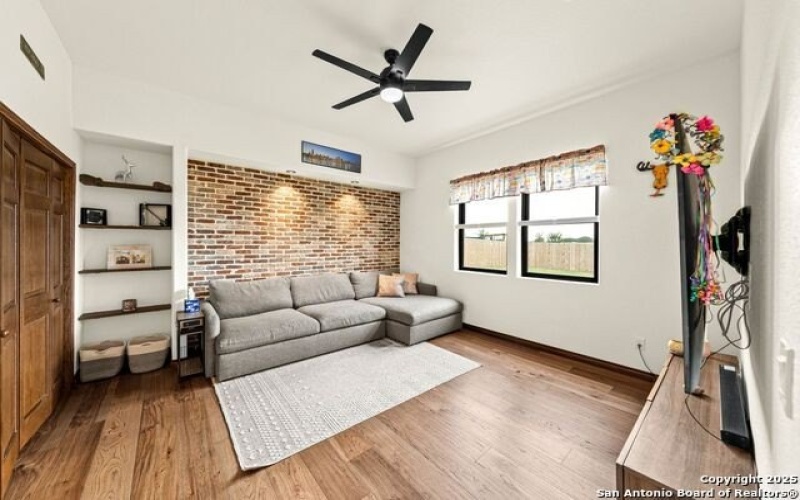 120 Western Way, Adkins, TX 78101, 4 Habitaciones Habitaciones , ,3 BañosBaños,Residential,En Venta,120 Western Way,0,1887128