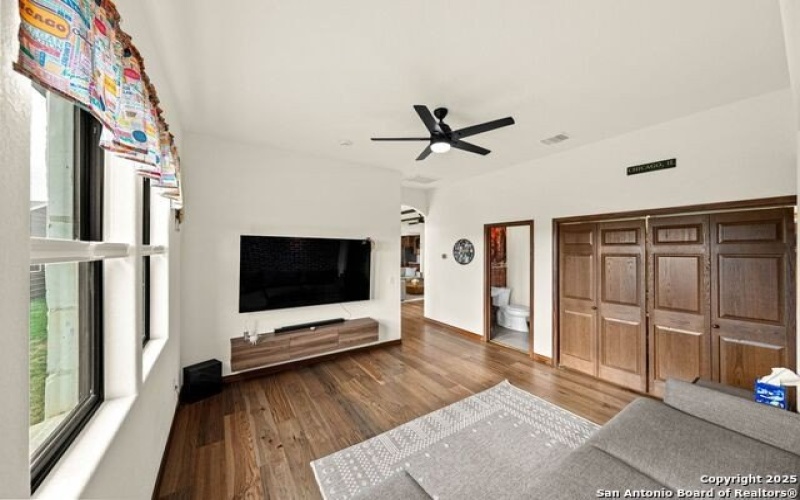 120 Western Way, Adkins, TX 78101, 4 Habitaciones Habitaciones , ,3 BañosBaños,Residential,En Venta,120 Western Way,0,1887128