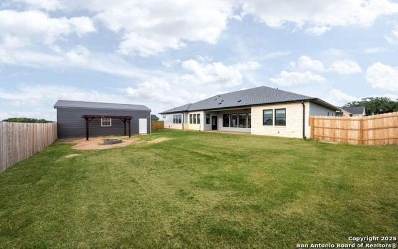 120 Western Way, Adkins, TX 78101, 4 Habitaciones Habitaciones , ,3 BañosBaños,Residential,En Venta,120 Western Way,0,1887128
