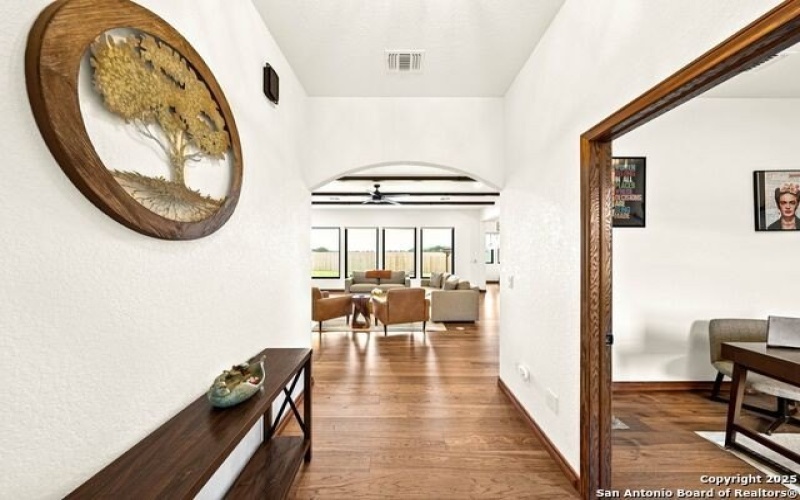 120 Western Way, Adkins, TX 78101, 4 Habitaciones Habitaciones , ,3 BañosBaños,Residential,En Venta,120 Western Way,0,1887128